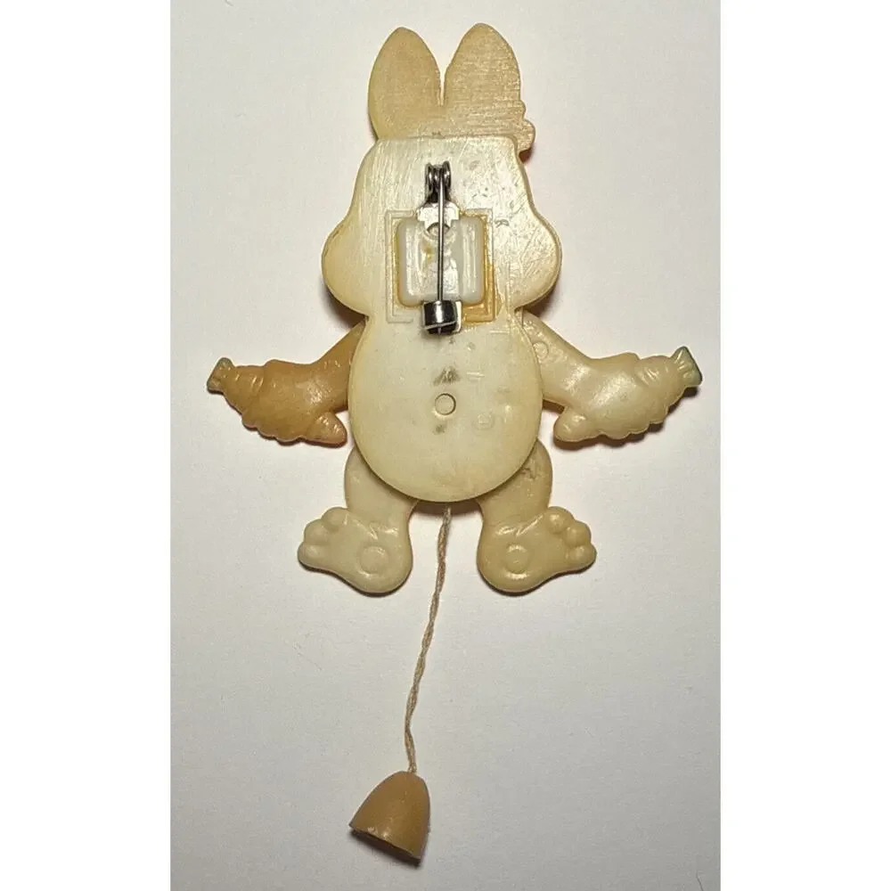 Vintage Easter Spring Bunny Rabbit Holding Carrots Lapel Pin With Pull String E1
